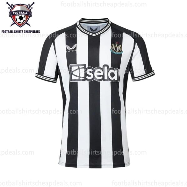 the front of Newcastle Home Men Football Shirts 2023/24